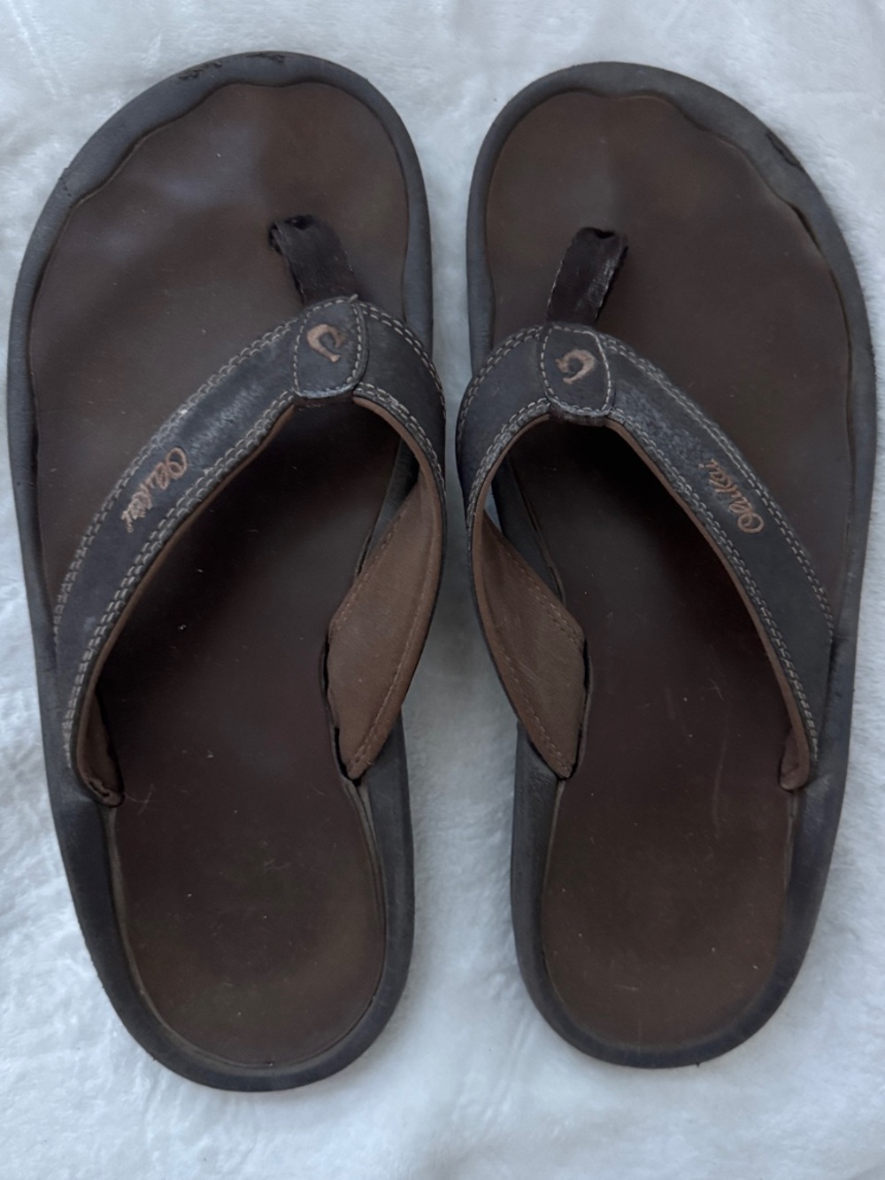 OluKai Dark Brown Leather Toe-Post Sandals